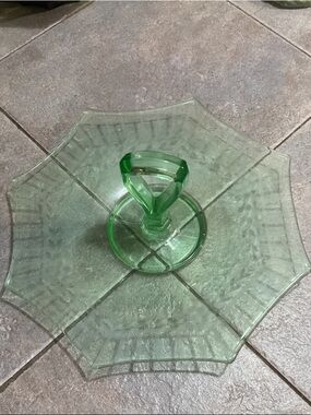 Green Glass Centerpiece Cake Stand with Handle